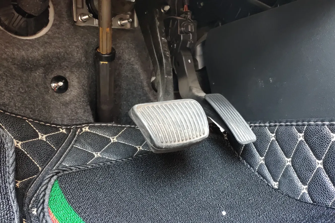 2017 Kia KX7 2.4L 188HP L4 6AT,autocango,china used car exporter,china ev exporter,chinese used car exporter,chinese used ev exporter