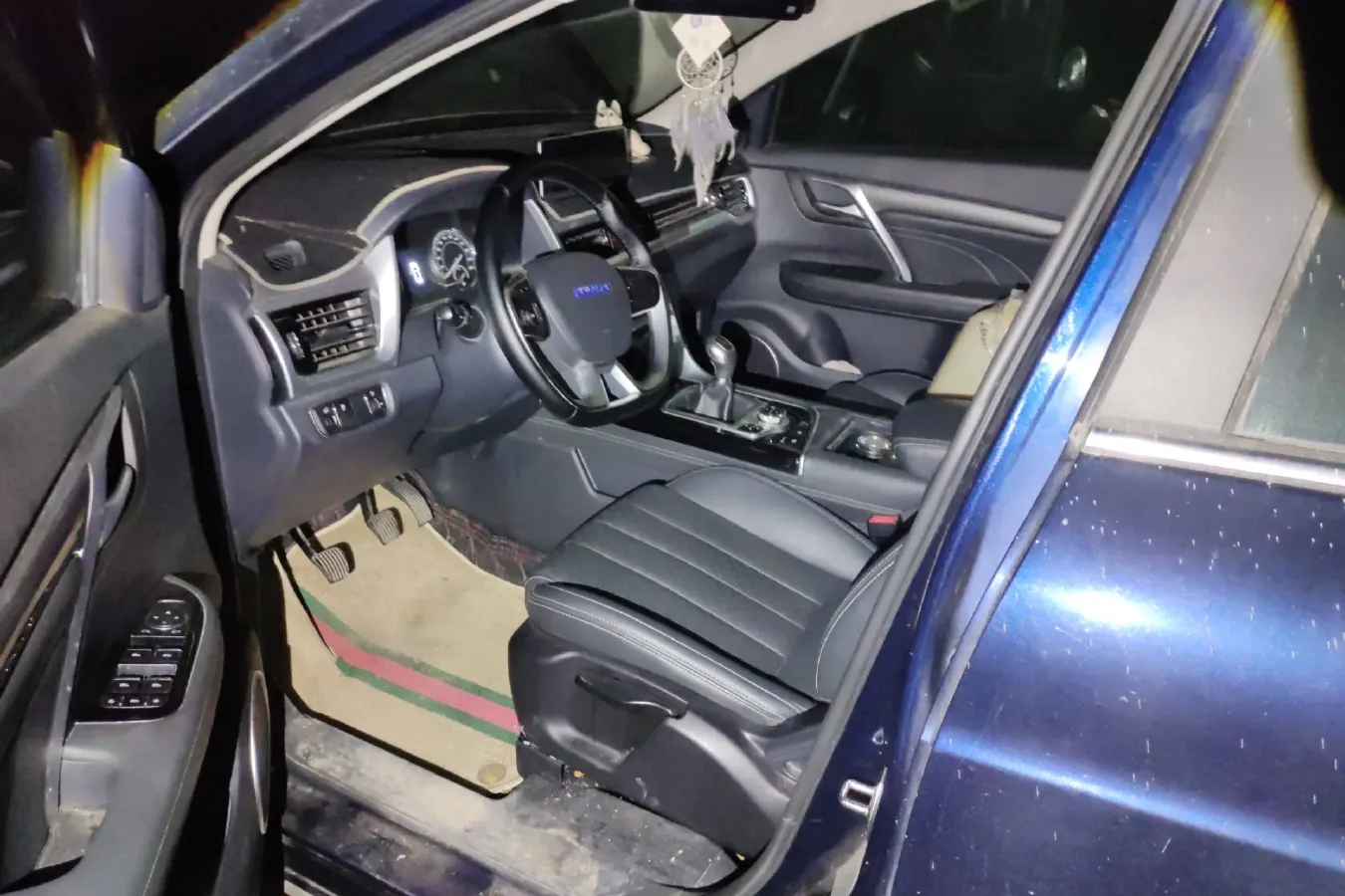 2018 Traum SEEK 5 1.5T 150HP L4 6MT,autocango,china used car exporter,china ev exporter,chinese used car exporter,chinese used ev exporter