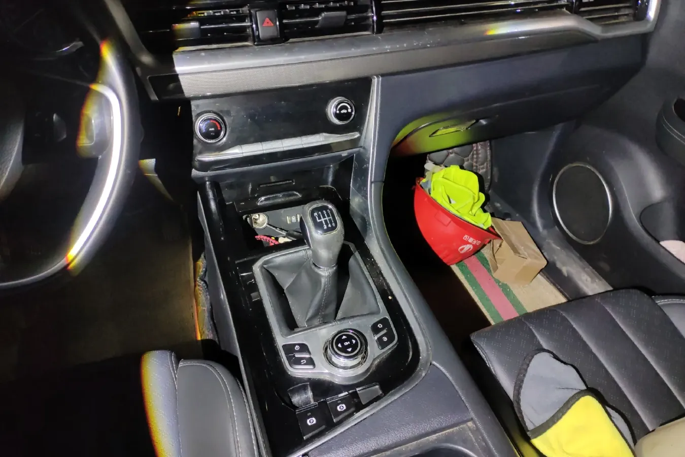 2018 Traum SEEK 5 1.5T 150HP L4 6MT,autocango,china used car exporter,china ev exporter,chinese used car exporter,chinese used ev exporter