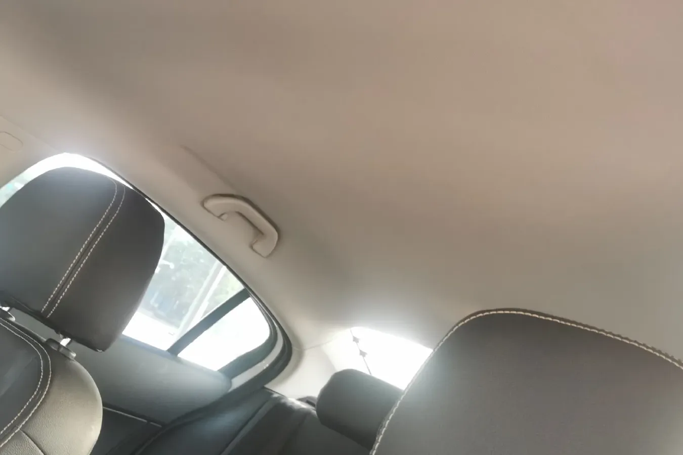 2018 Qoros 3 1.6L 126HP L4 6DCT,autocango,china used car exporter,china ev exporter,chinese used car exporter,chinese used ev exporter