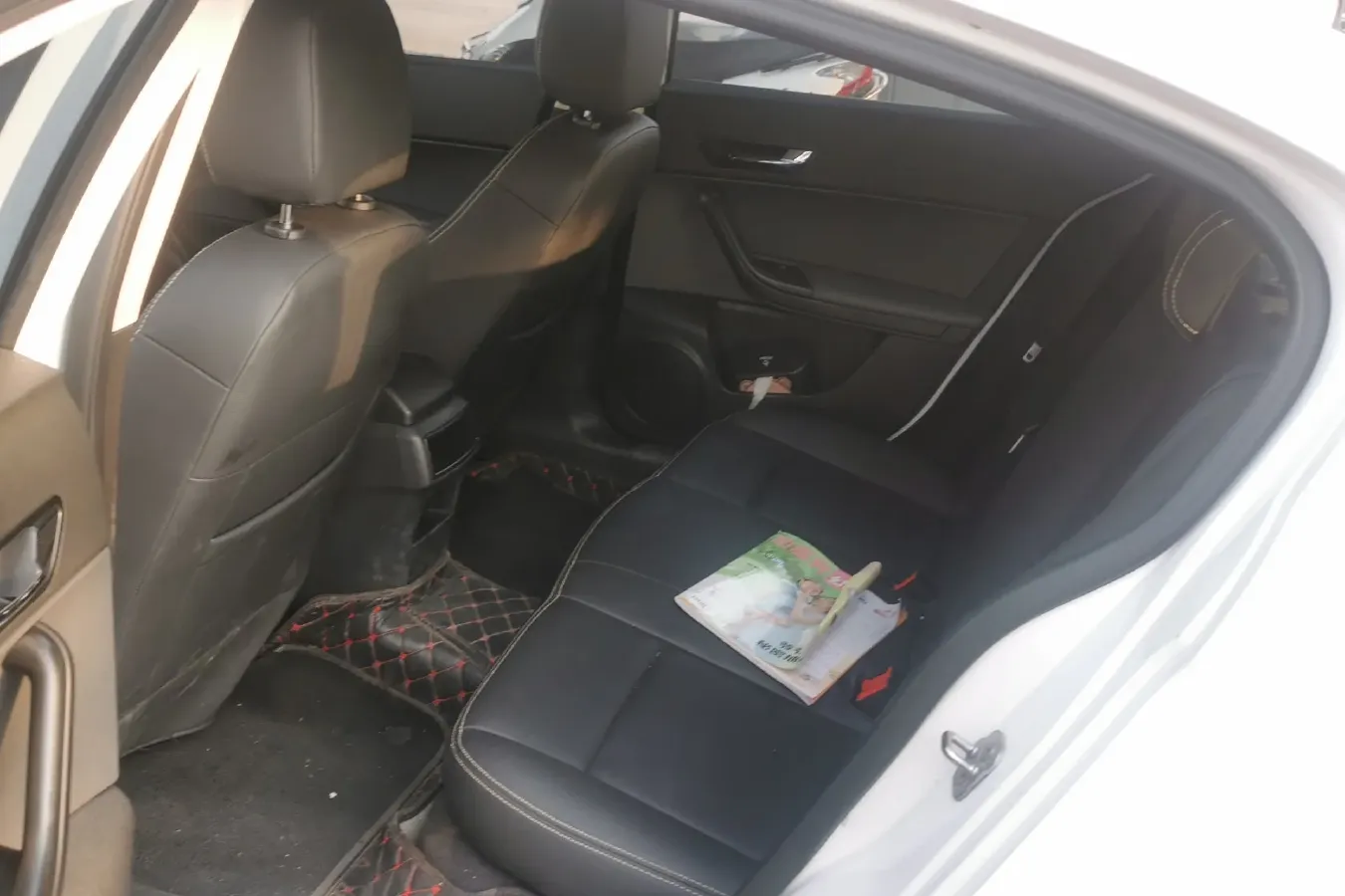 2018 Qoros 3 1.6L 126HP L4 6DCT,autocango,china used car exporter,china ev exporter,chinese used car exporter,chinese used ev exporter