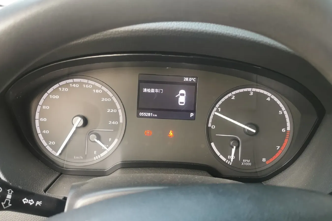 2018 Qoros 3 1.6L 126HP L4 6DCT,autocango,china used car exporter,china ev exporter,chinese used car exporter,chinese used ev exporter