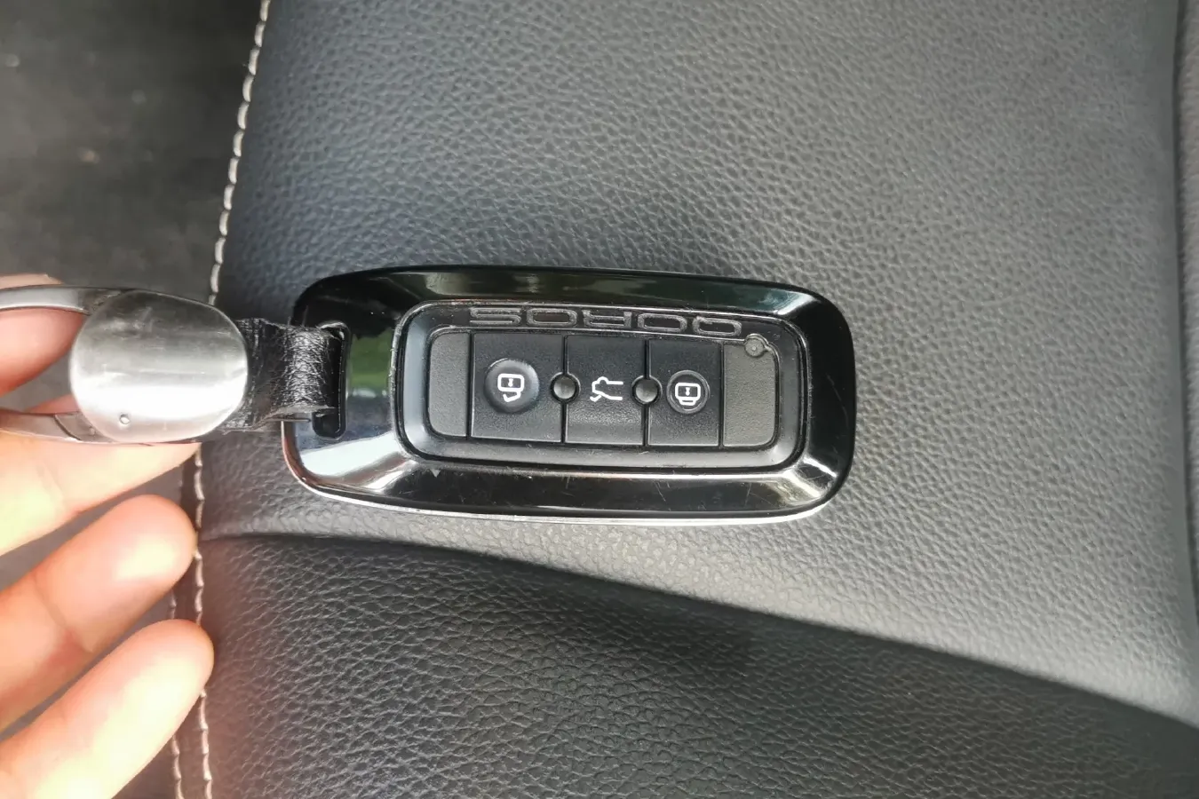 2018 Qoros 3 1.6L 126HP L4 6DCT,autocango,china used car exporter,china ev exporter,chinese used car exporter,chinese used ev exporter