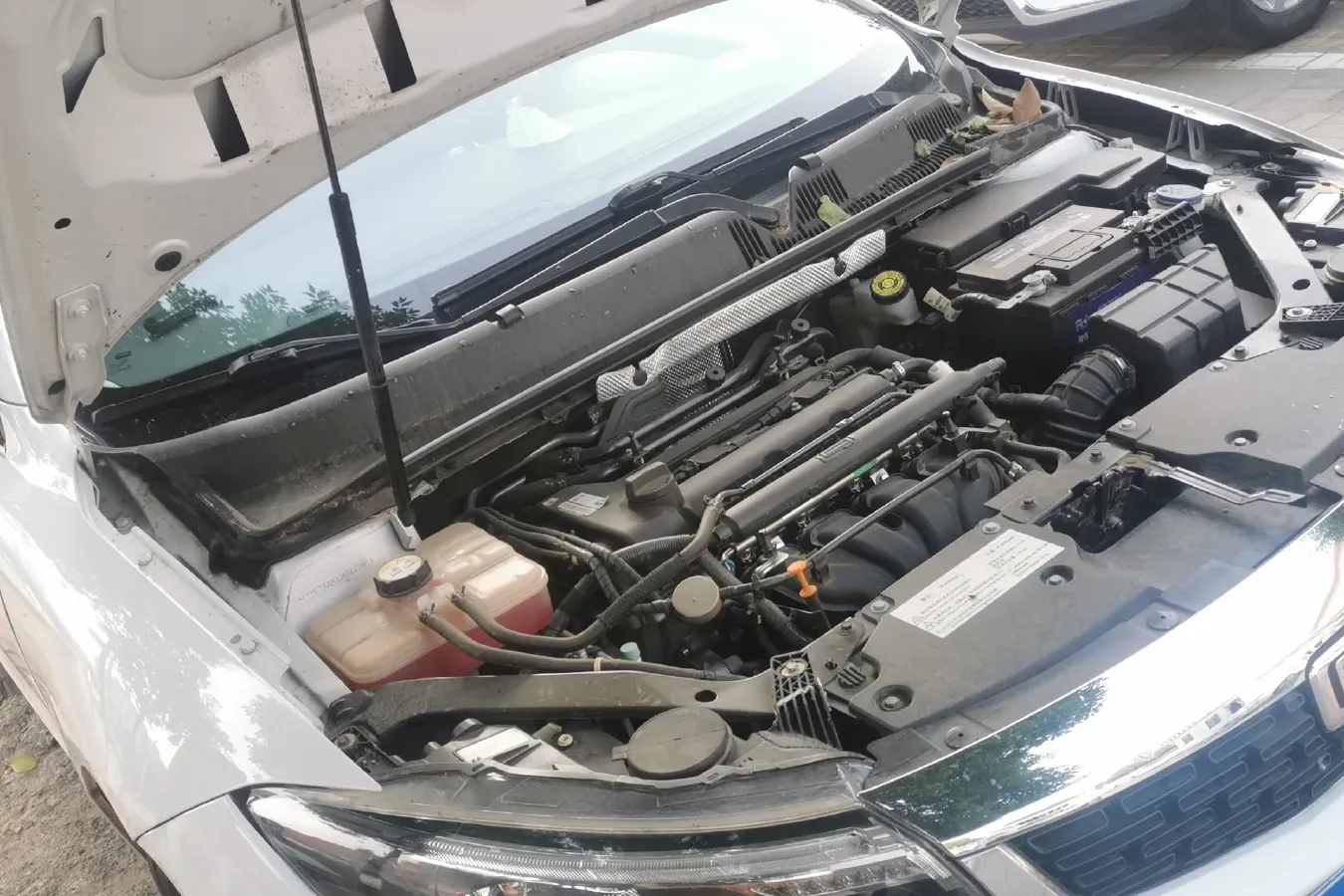 2018 Qoros 3 1.6L 126HP L4 6DCT,autocango,china used car exporter,china ev exporter,chinese used car exporter,chinese used ev exporter