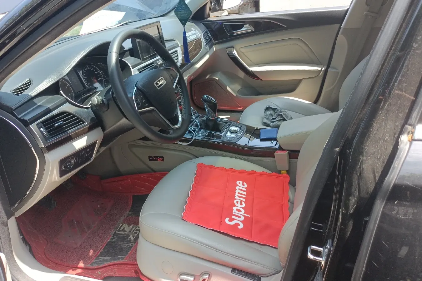 2016 Zotye Z700 1.8T 177HP L4 5MT,autocango,china used car exporter,china ev exporter,chinese used car exporter,chinese used ev exporter