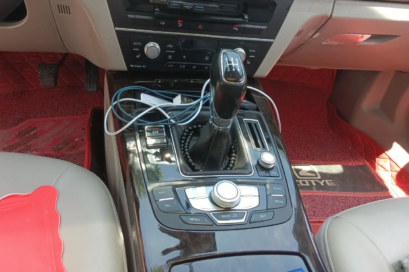 2016 Zotye Z700 1.8T 177HP L4 5MT,autocango,china used car exporter,china ev exporter,chinese used car exporter,chinese used ev exporter