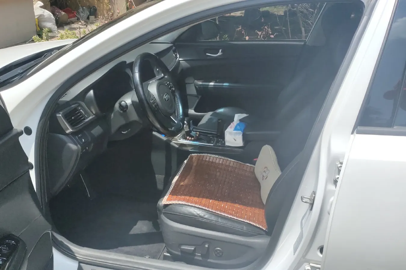 2016 Kia K5 2.0T 245HP L4 6AT,autocango,china used car exporter,china ev exporter,chinese used car exporter,chinese used ev exporter