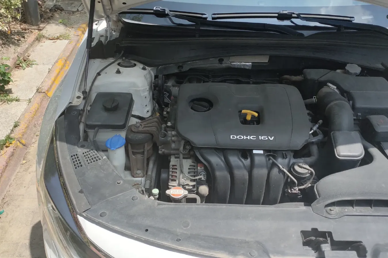 2016 Kia K5 2.0T 245HP L4 6AT,autocango,china used car exporter,china ev exporter,chinese used car exporter,chinese used ev exporter