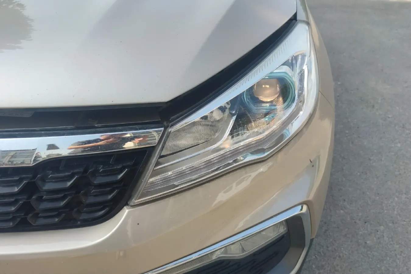 2017 Leopaard CS9 1.5L 113HP L4 5MT,autocango,china used car exporter,china ev exporter,chinese used car exporter,chinese used ev exporter