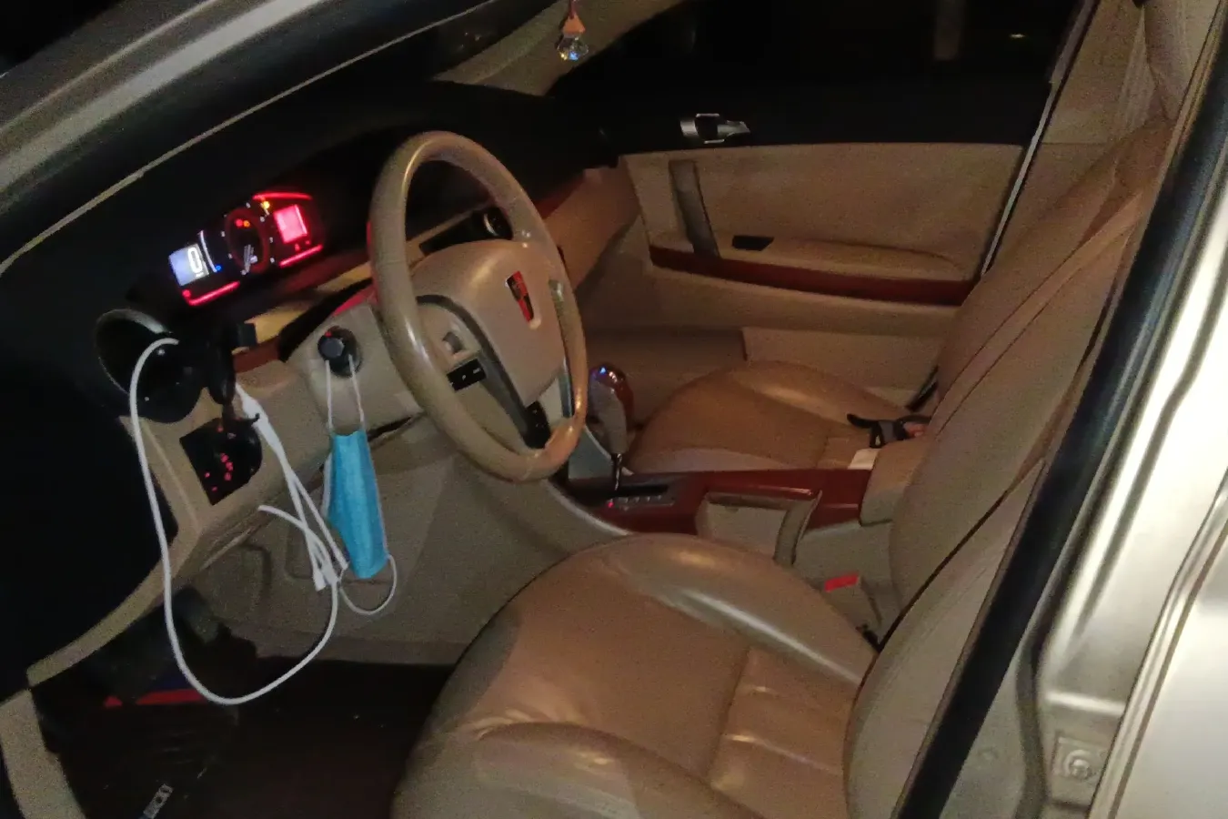 2010 Roewe 550 1.8L 133HP L4 5AT,autocango,china used car exporter,china ev exporter,chinese used car exporter,chinese used ev exporter