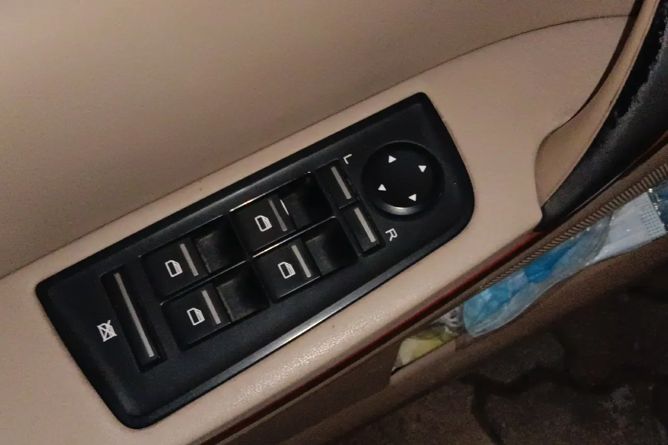 2010 Roewe 550 1.8L 133HP L4 5AT,autocango,china used car exporter,china ev exporter,chinese used car exporter,chinese used ev exporter