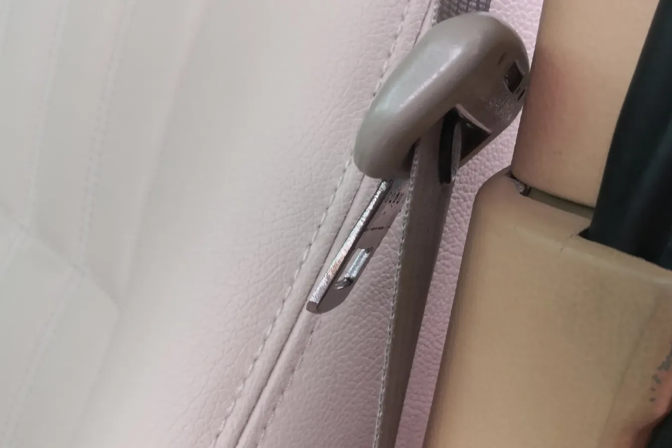 2010 Suzuki Landy 1.2L 95HP L4 5MT,autocango,china used car exporter,china ev exporter,chinese used car exporter,chinese used ev exporter