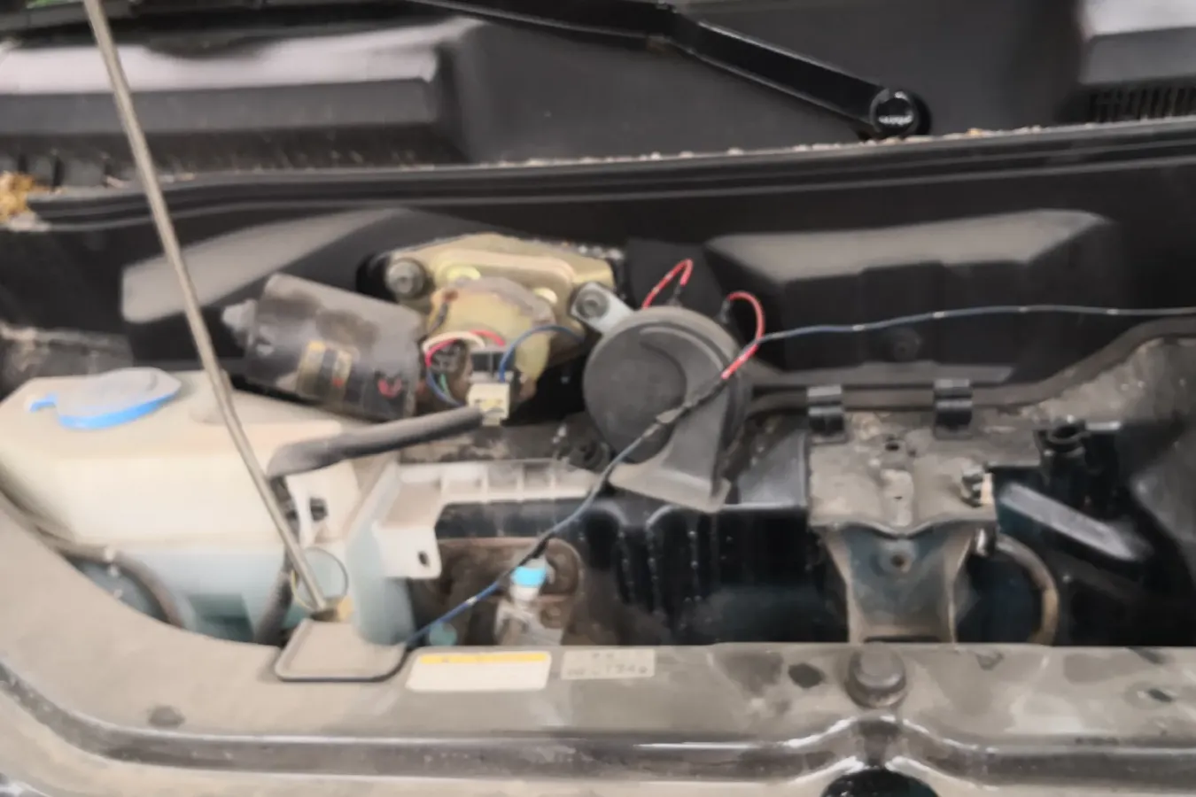 2010 Suzuki Landy 1.2L 95HP L4 5MT,autocango,china used car exporter,china ev exporter,chinese used car exporter,chinese used ev exporter