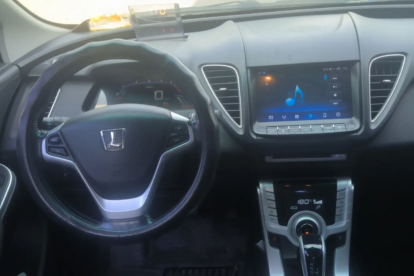 2013 Luxgen 5 1.8T 154HP L4 5AT,autocango,china used car exporter,china ev exporter,chinese used car exporter,chinese used ev exporter