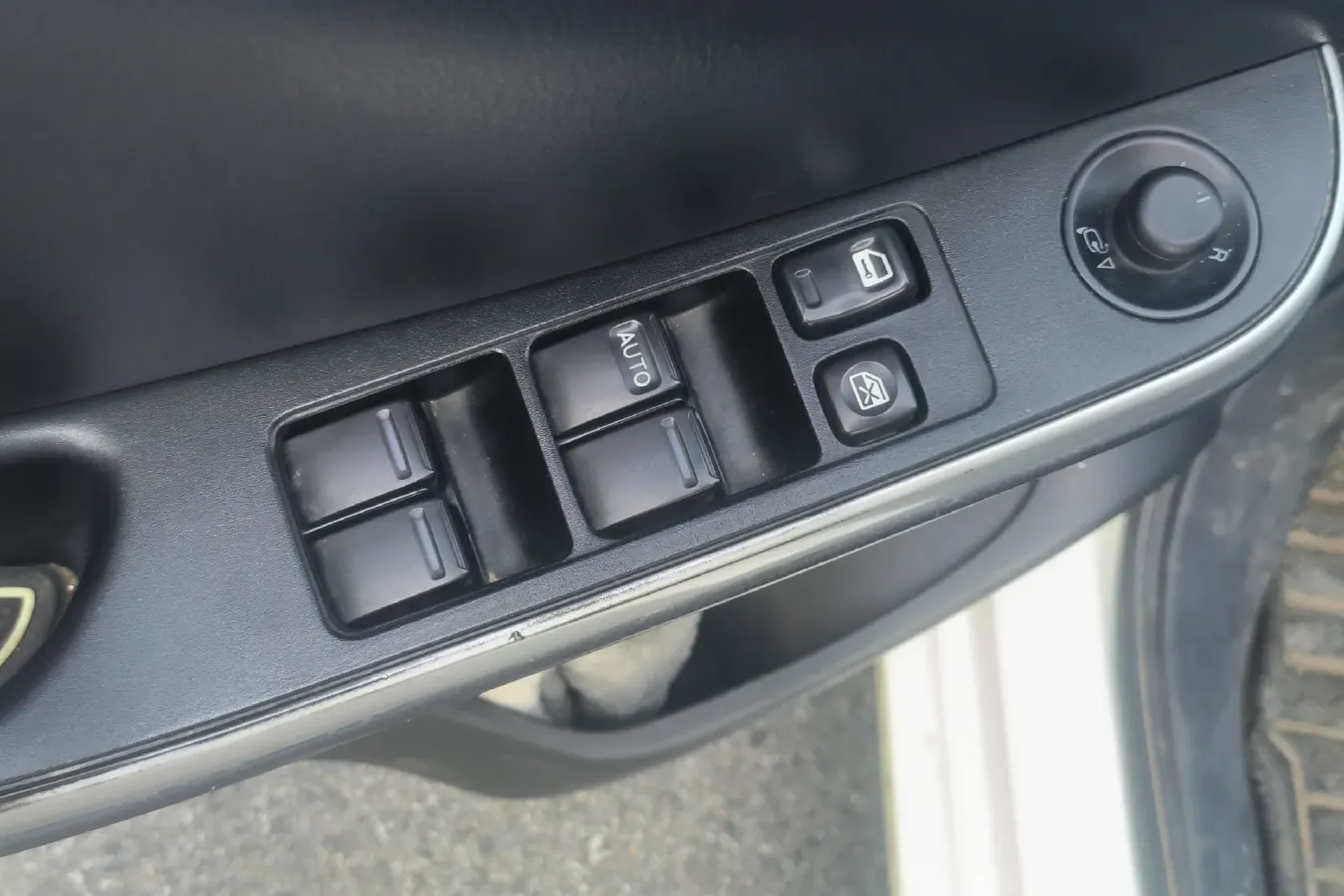 2013 Luxgen 5 1.8T 154HP L4 5AT,autocango,china used car exporter,china ev exporter,chinese used car exporter,chinese used ev exporter