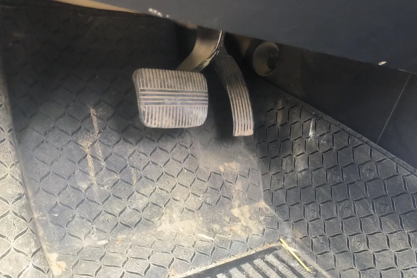 2013 Luxgen 5 1.8T 154HP L4 5AT,autocango,china used car exporter,china ev exporter,chinese used car exporter,chinese used ev exporter