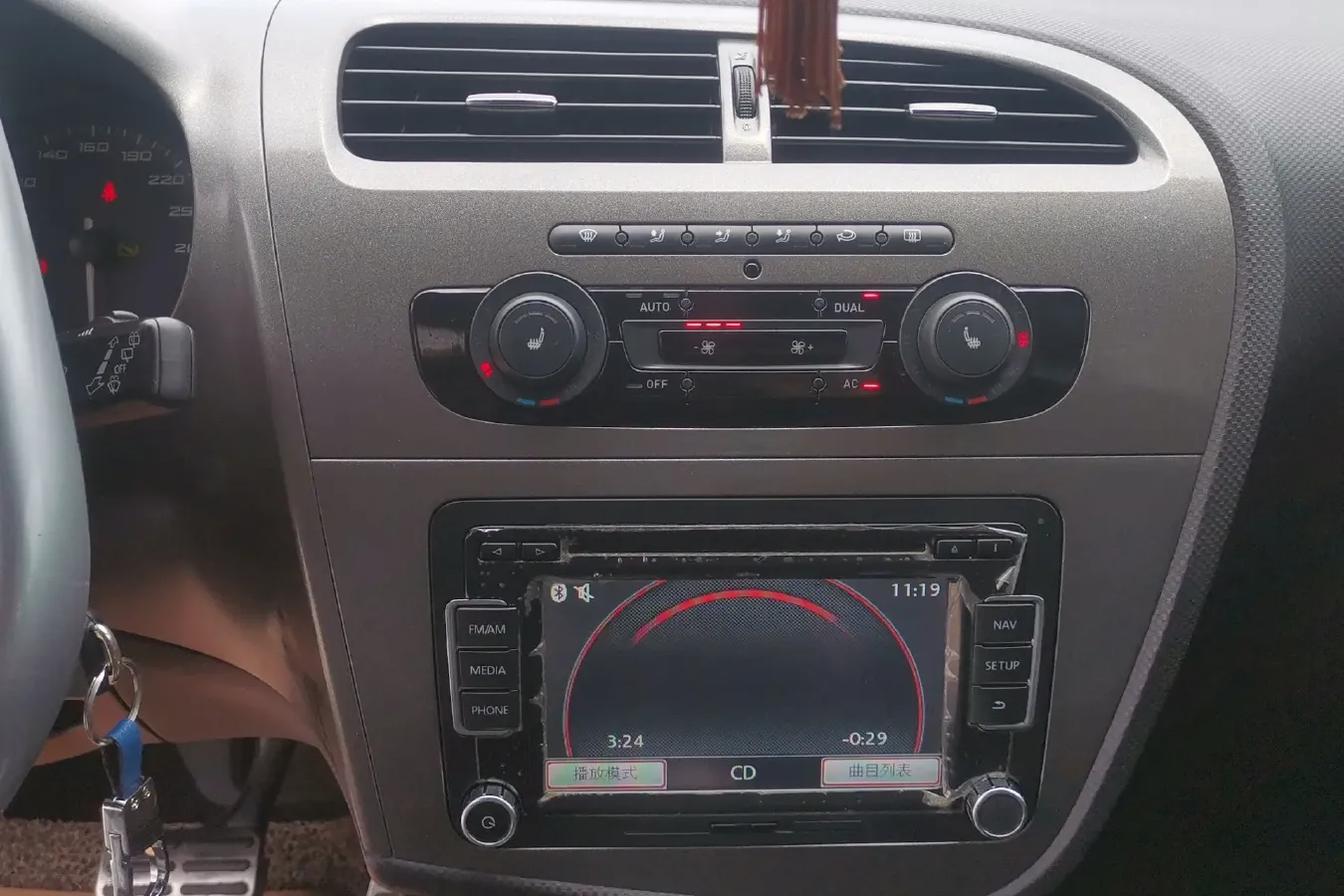 2012 Seat Leon 2.0T 211HP L4 6DCT,autocango,china used car exporter,china ev exporter,chinese used car exporter,chinese used ev exporter