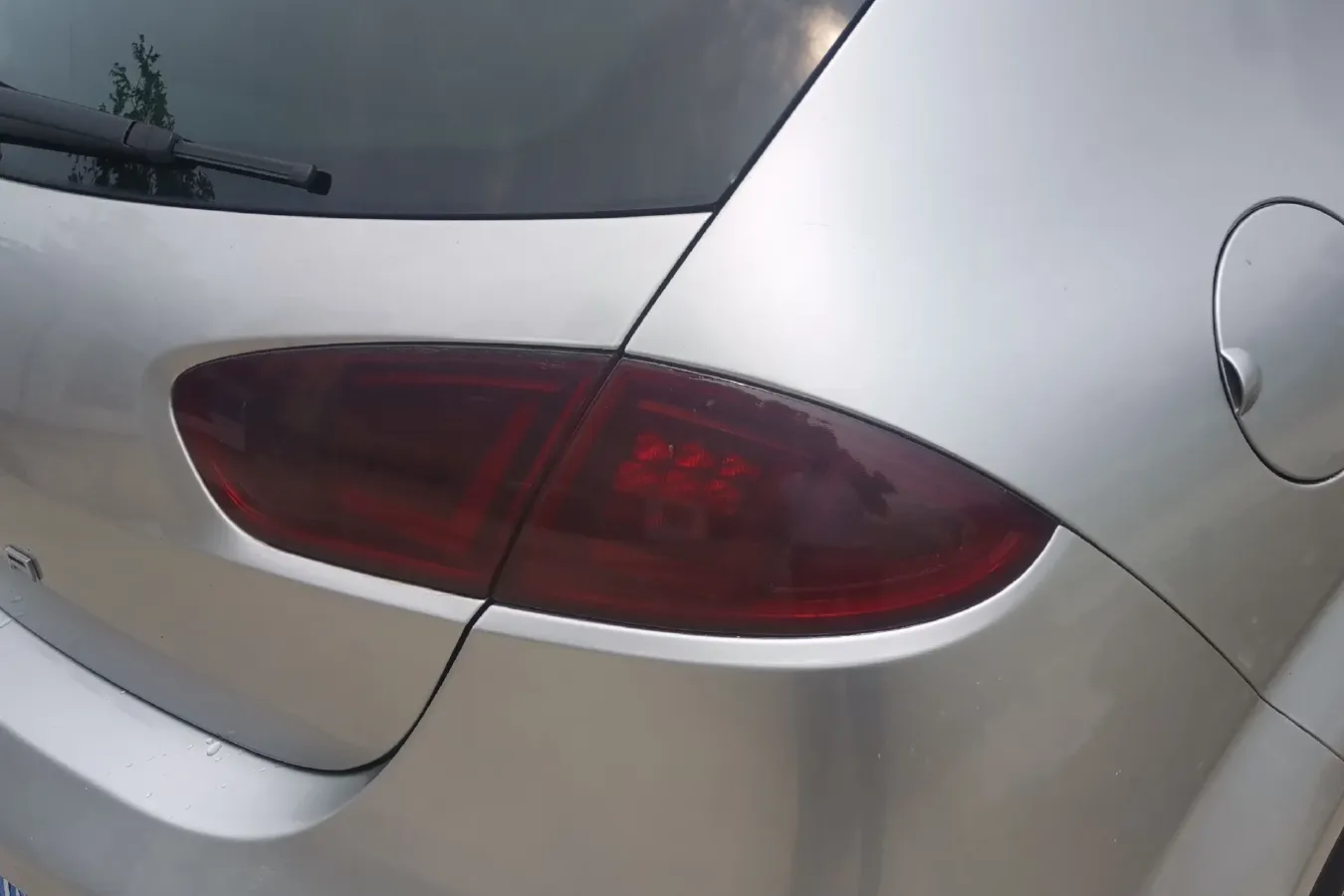 2012 Seat Leon 2.0T 211HP L4 6DCT,autocango,china used car exporter,china ev exporter,chinese used car exporter,chinese used ev exporter