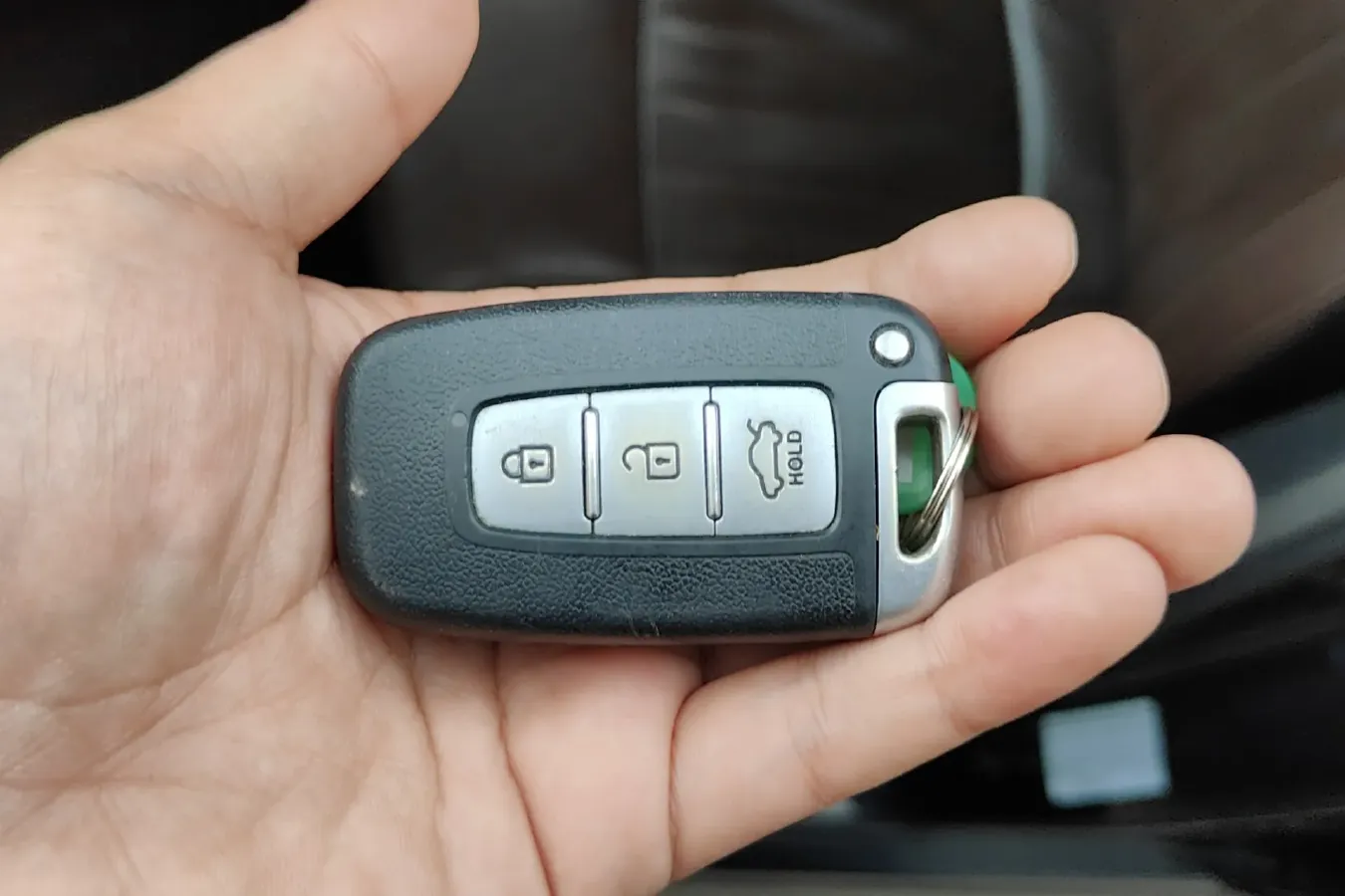 2012 Hyundai Rohens 3.0L 272HP V6 8AT,autocango,china used car exporter,china ev exporter,chinese used car exporter,chinese used ev exporter