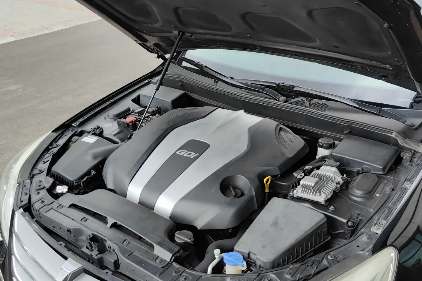 2012 Hyundai Rohens 3.0L 272HP V6 8AT,autocango,china used car exporter,china ev exporter,chinese used car exporter,chinese used ev exporter