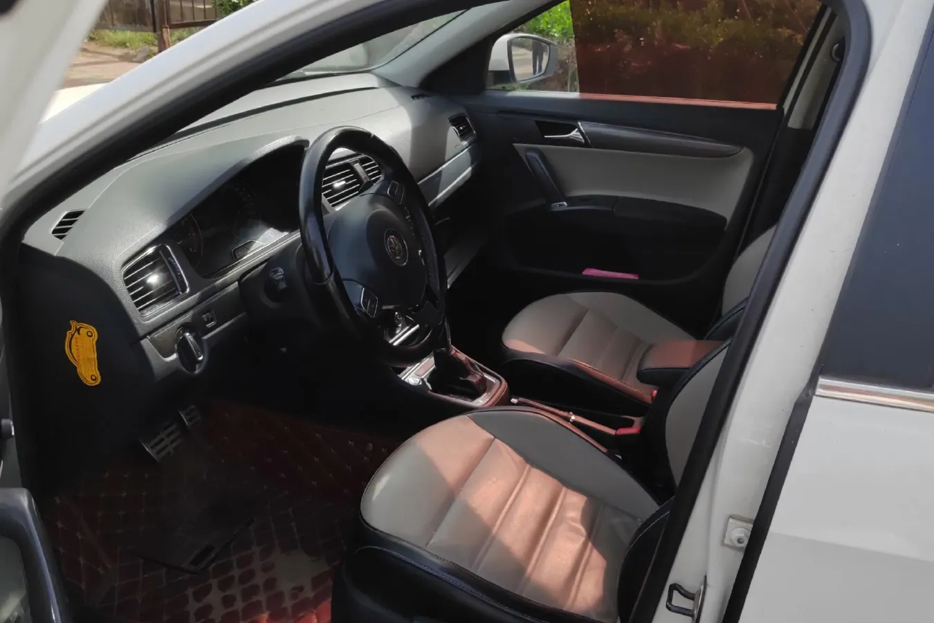 2014 Volkswagen Cross Lavida 1.4T 131HP L4 7DCT,autocango,china used car exporter,china ev exporter,chinese used car exporter,chinese used ev exporter