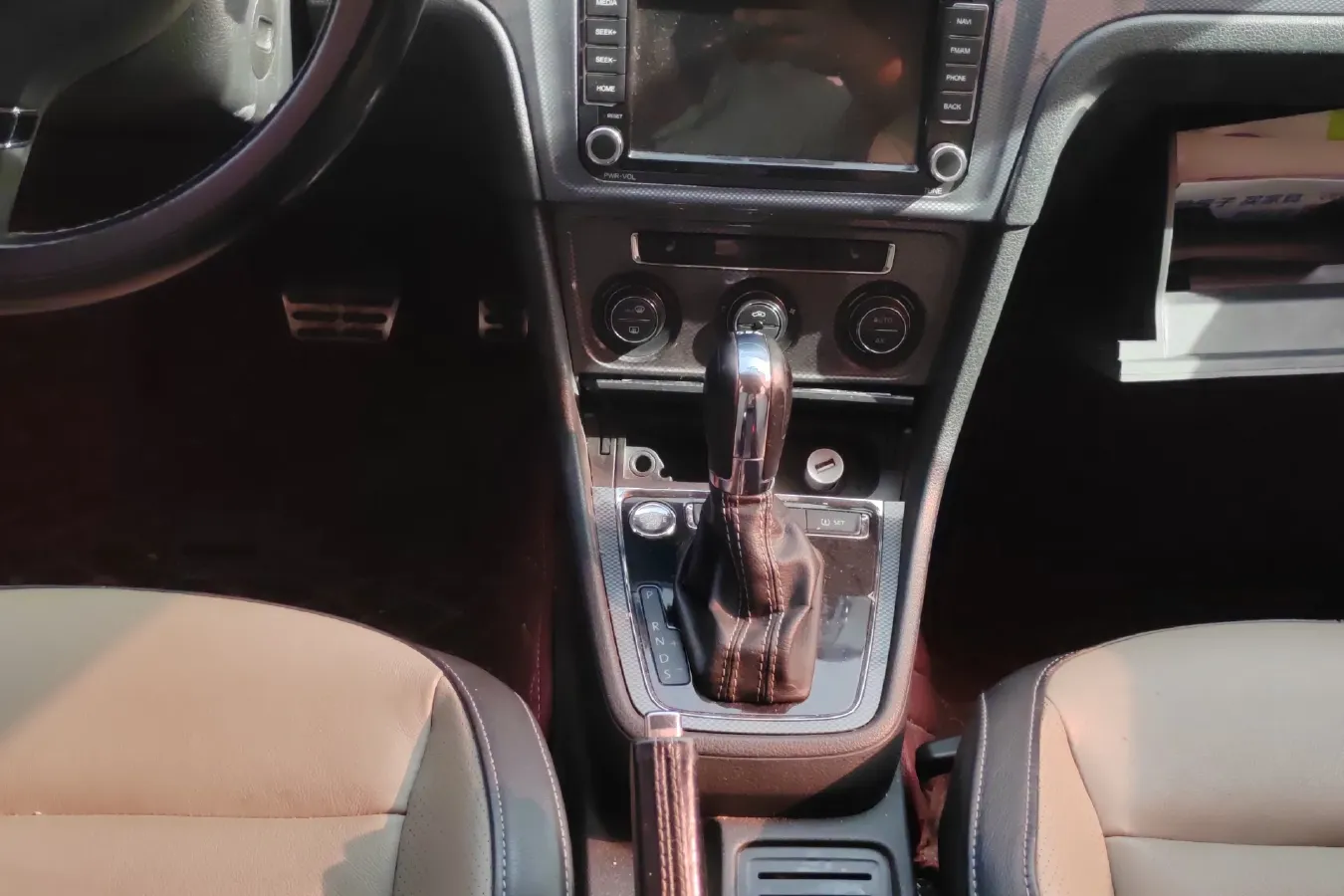 2014 Volkswagen Cross Lavida 1.4T 131HP L4 7DCT,autocango,china used car exporter,china ev exporter,chinese used car exporter,chinese used ev exporter