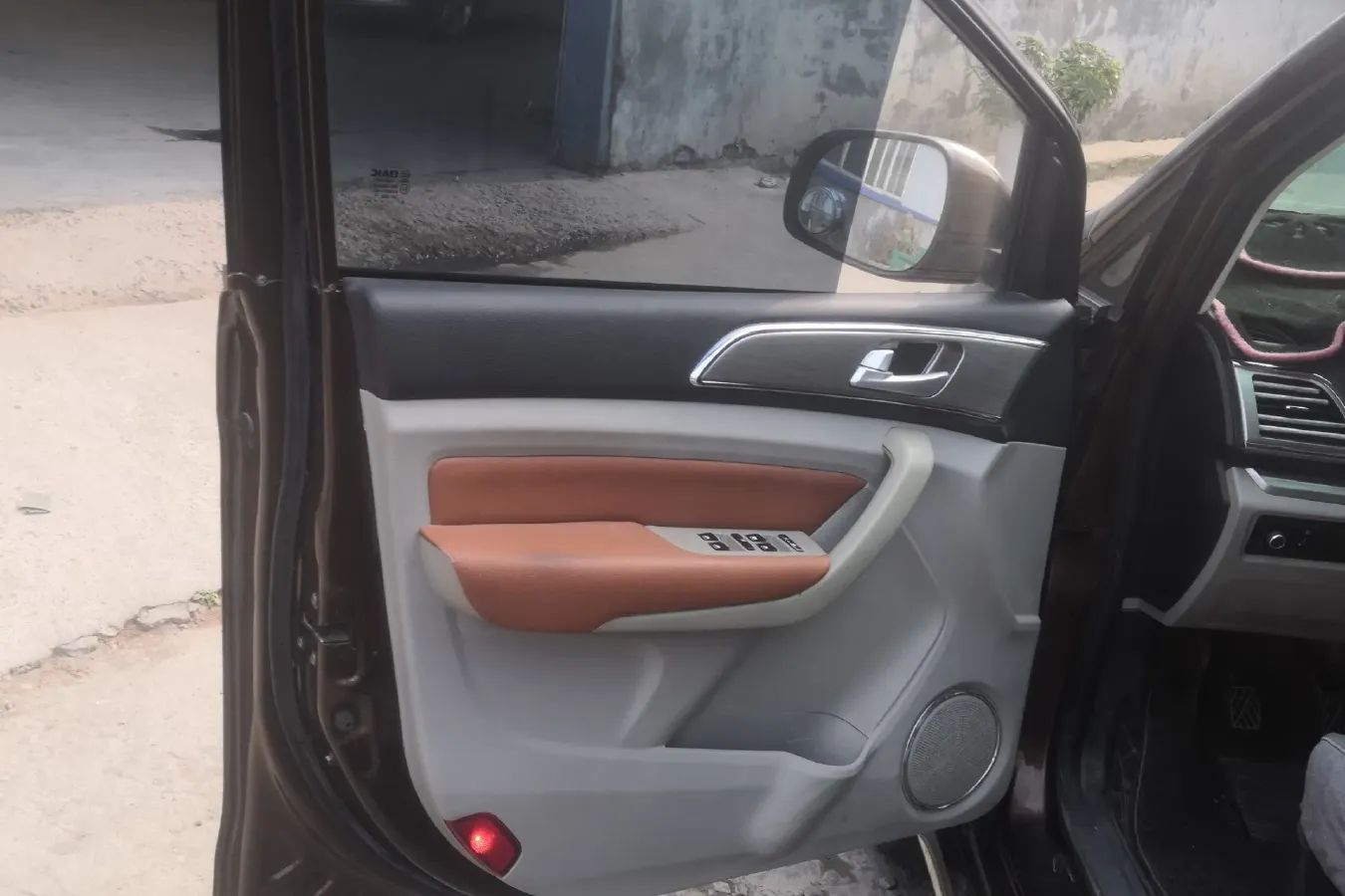 2016 BAIC Hyosow H3 1.5L 114HP L4 5MT,autocango,china used car exporter,china ev exporter,chinese used car exporter,chinese used ev exporter