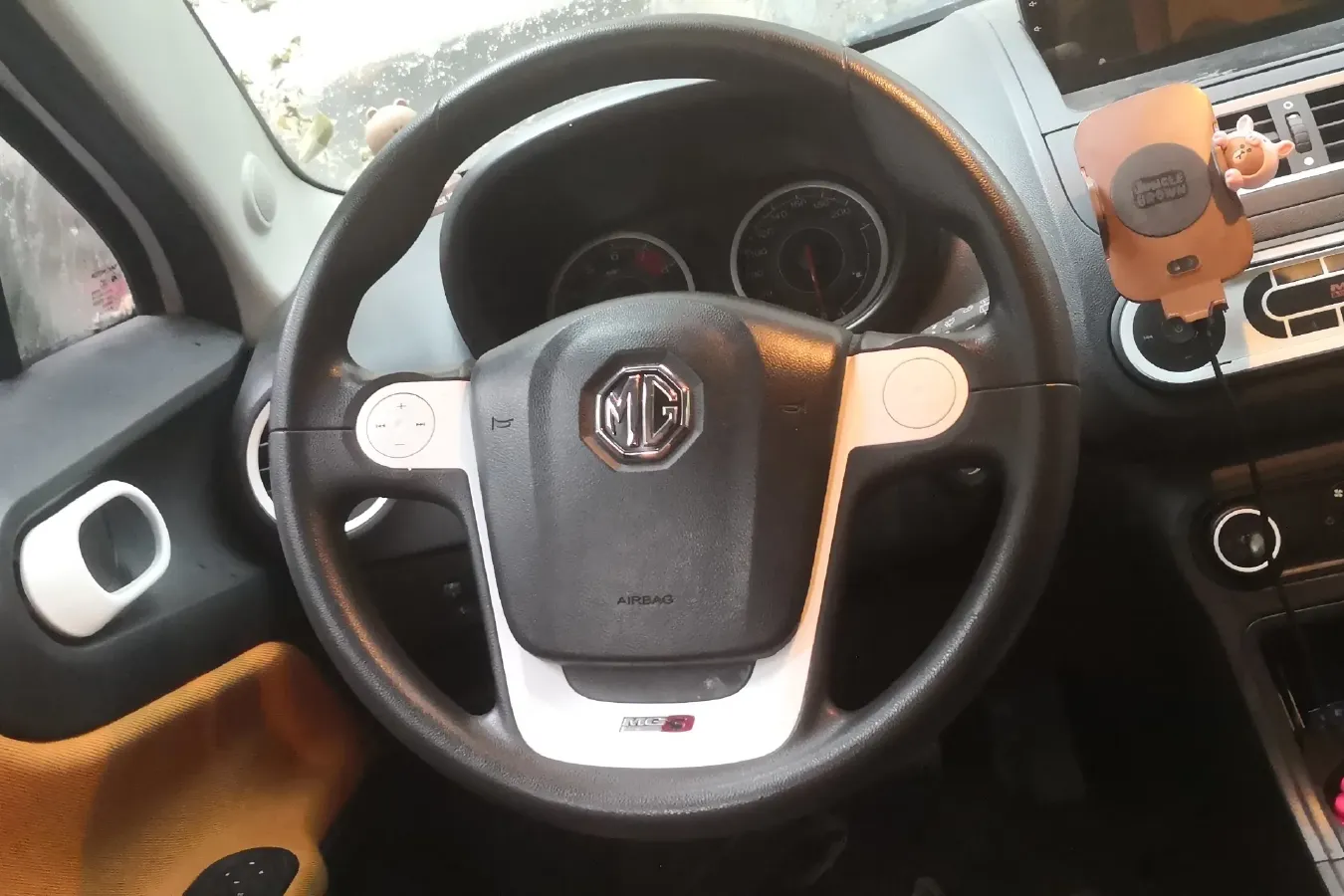 2015 MG 3SW 1.5L 109HP L4 5AMT,autocango,china used car exporter,china ev exporter,chinese used car exporter,chinese used ev exporter