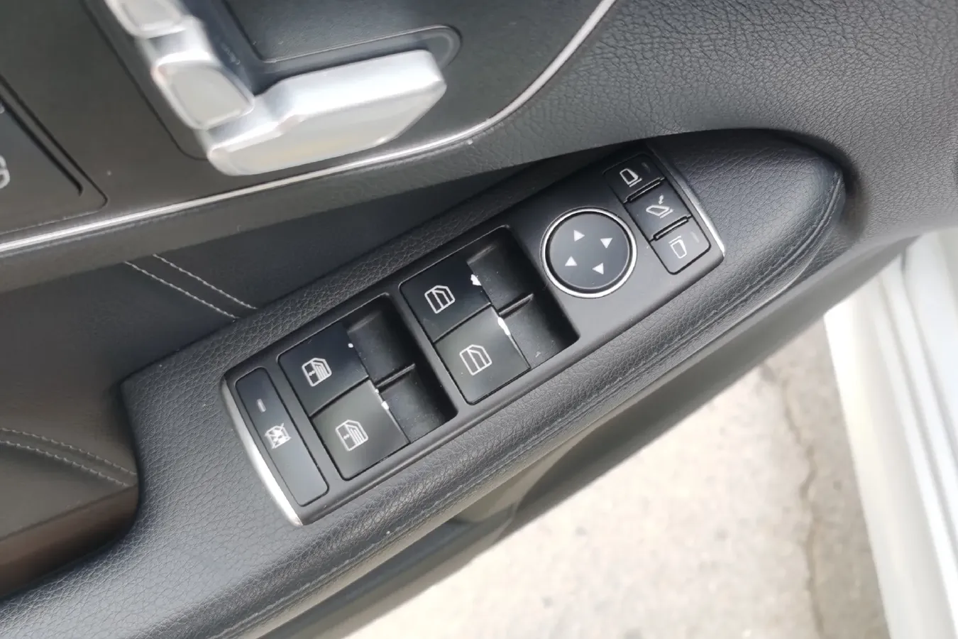 2014 Mercedes-Benz E Class 3.0L 245HP V6 7AT,autocango,china used car exporter,china ev exporter,chinese used car exporter,chinese used ev exporter