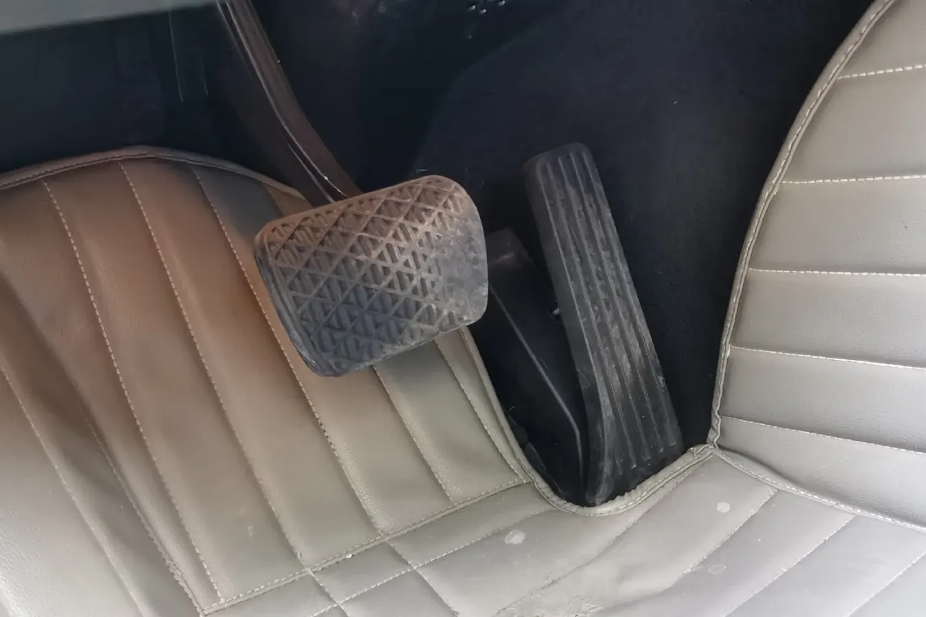 2014 Mercedes-Benz E Class 3.0L 245HP V6 7AT,autocango,china used car exporter,china ev exporter,chinese used car exporter,chinese used ev exporter