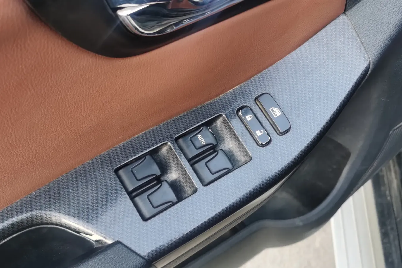 2013 HaiMa S7 2.0L 150HP L4 5MT,autocango,china used car exporter,china ev exporter,chinese used car exporter,chinese used ev exporter