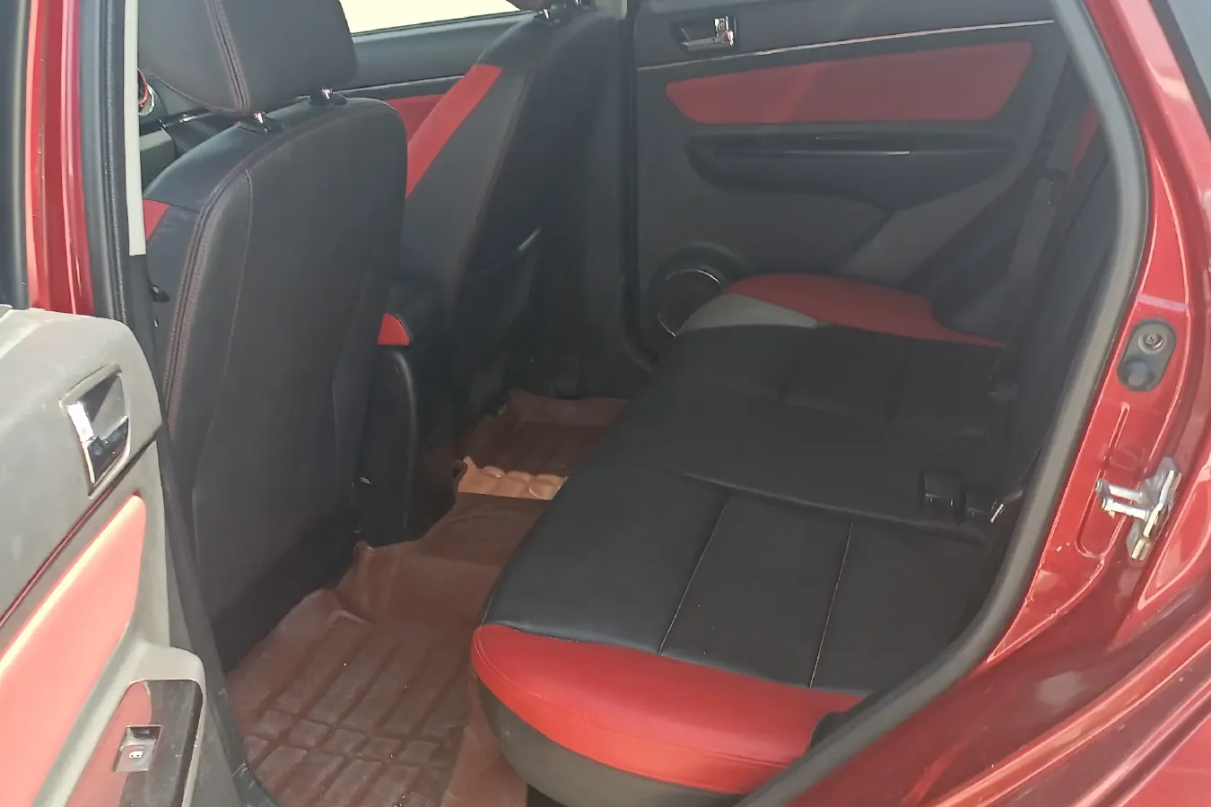 2015 BeiJing Auto Senova X25 1.5L 116HP L4 4AT,autocango,china used car exporter,china ev exporter,chinese used car exporter,chinese used ev exporter