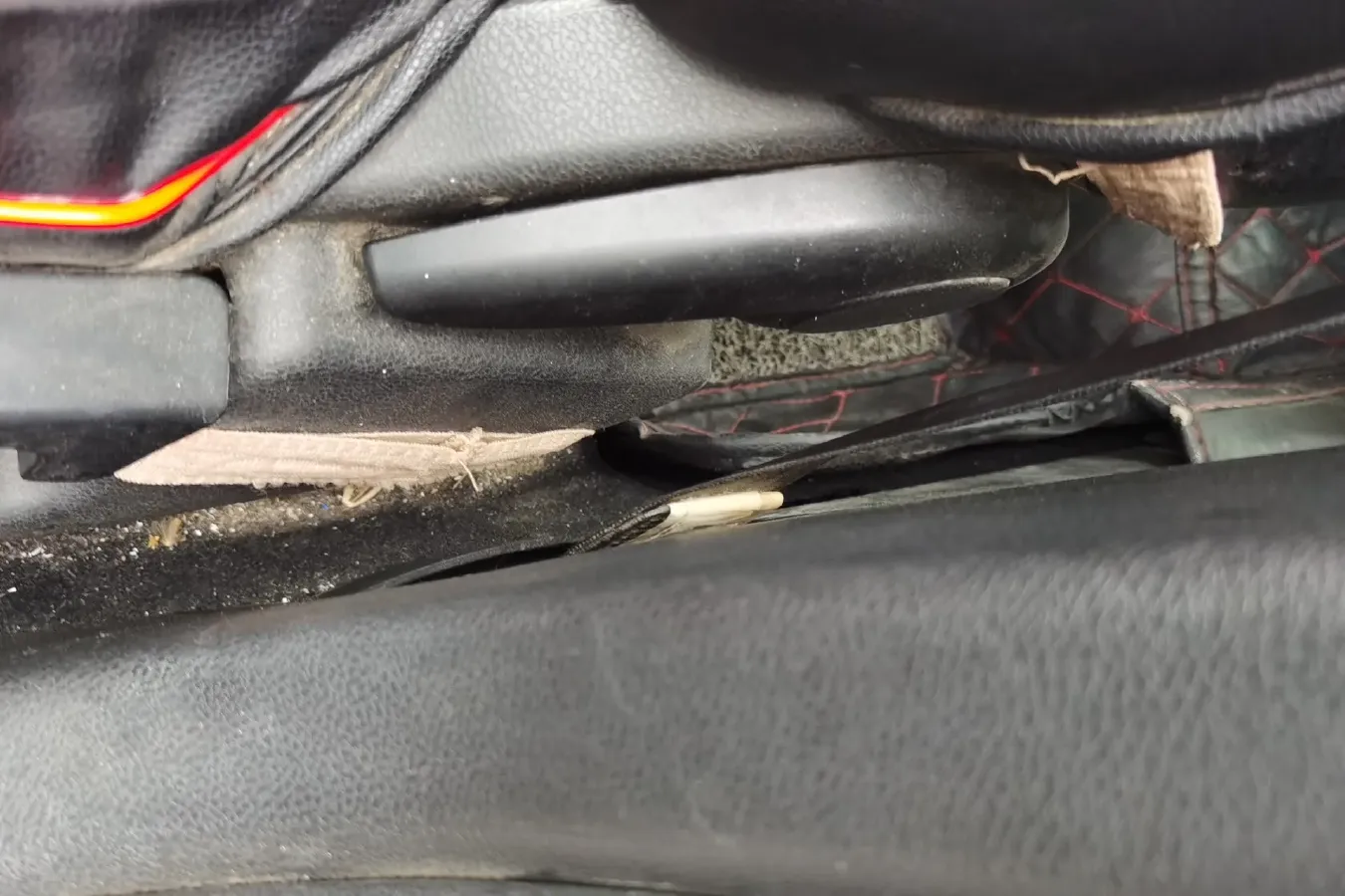 2017 Brilliance Auto H530 1.6L 118HP L4 5AT,autocango,china used car exporter,china ev exporter,chinese used car exporter,chinese used ev exporter