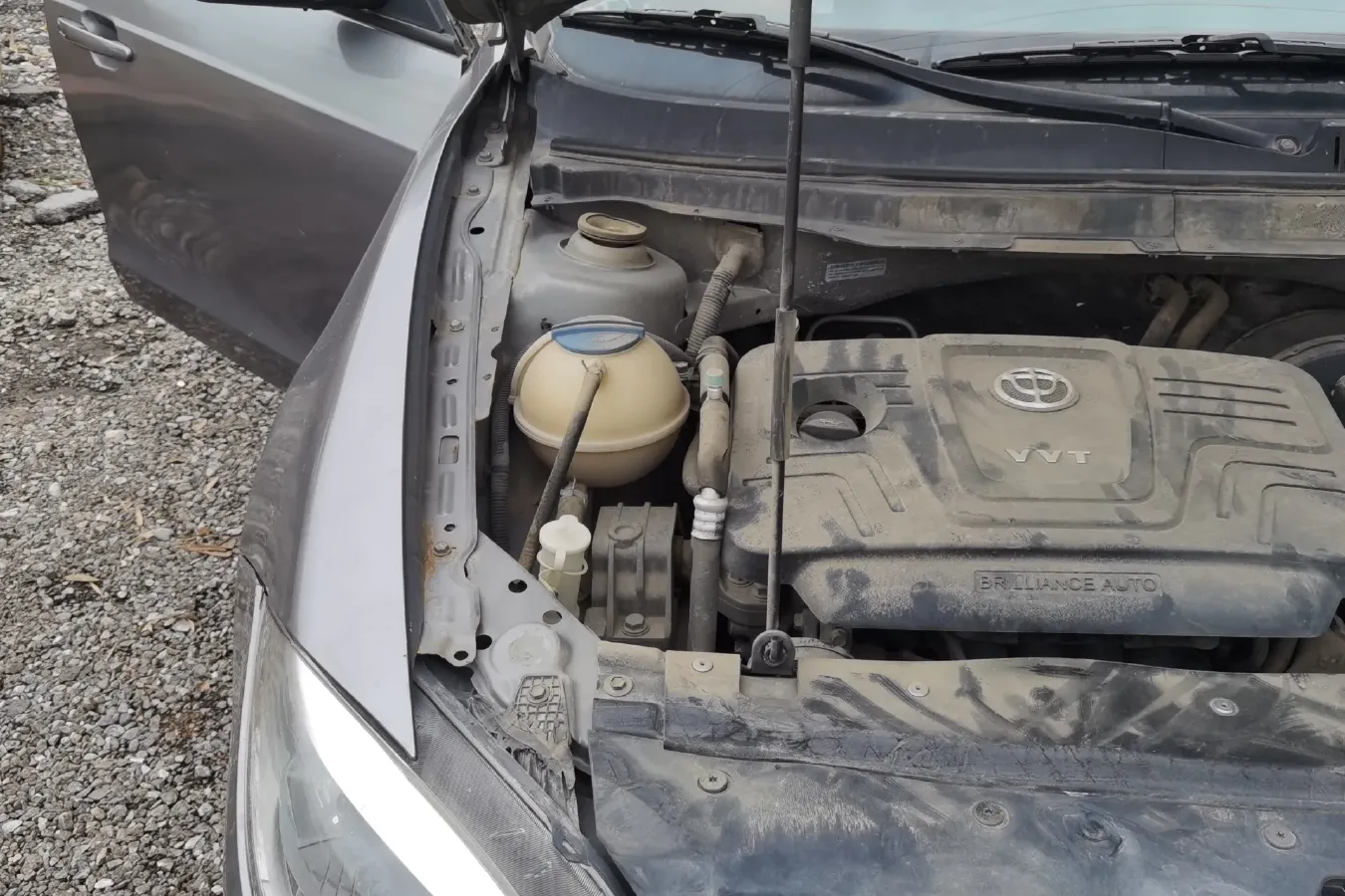 2017 Brilliance Auto H530 1.6L 118HP L4 5AT,autocango,china used car exporter,china ev exporter,chinese used car exporter,chinese used ev exporter