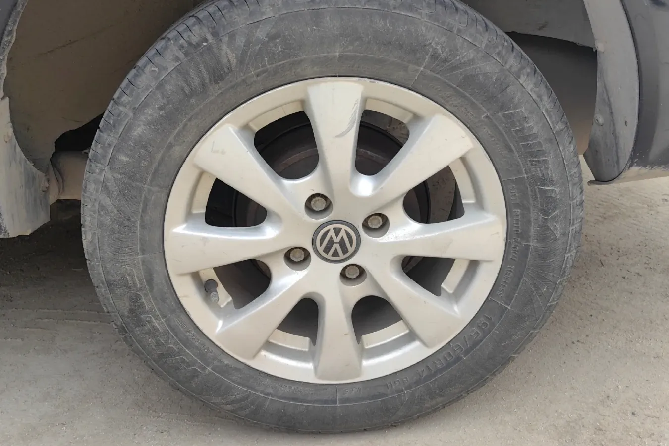 2008 Volkswagen Santana Vista 1.8L 101HP L4 5MT,autocango,china used car exporter,china ev exporter,chinese used car exporter,chinese used ev exporter