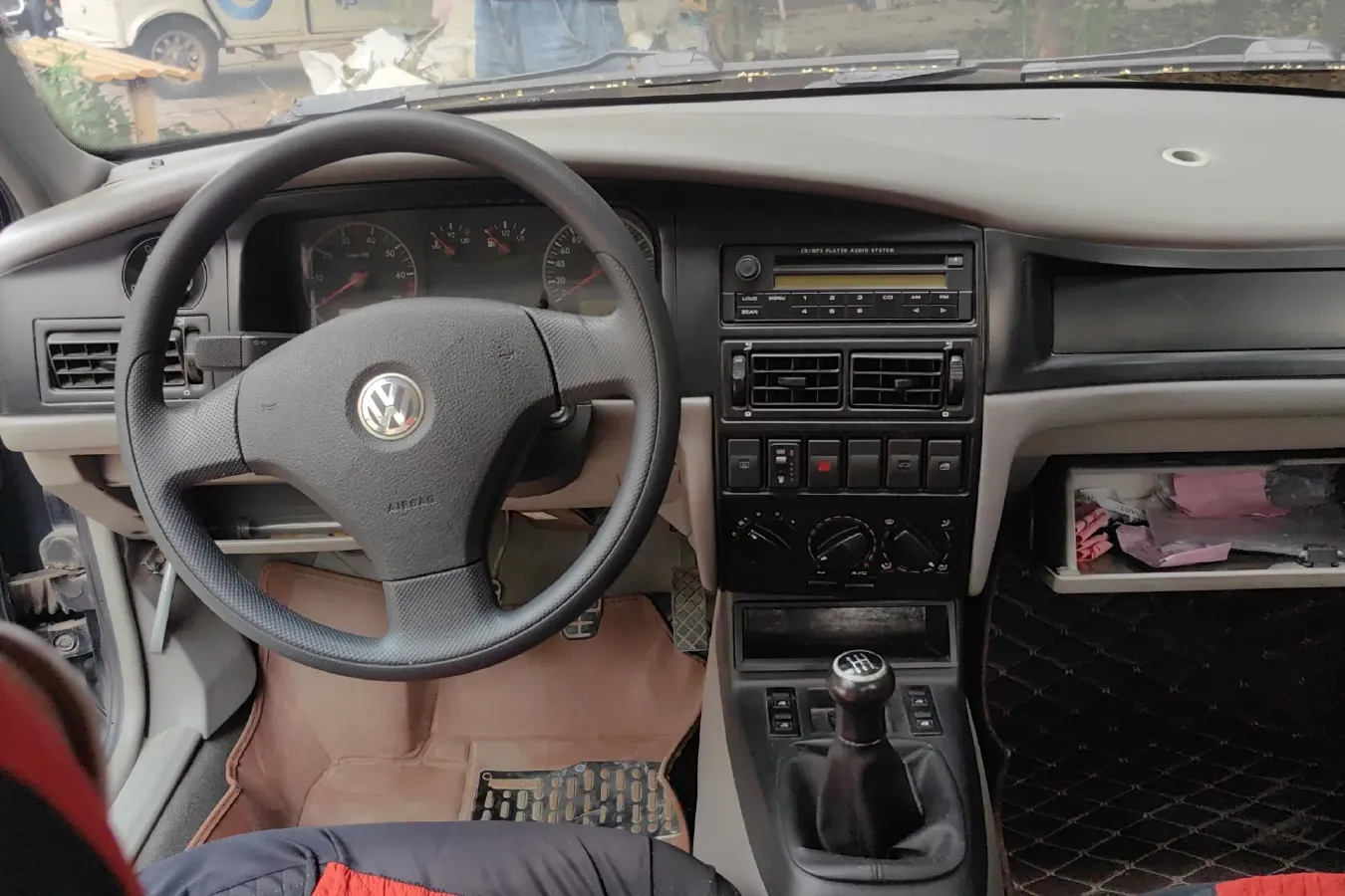 2008 Volkswagen Santana Vista 1.8L 101HP L4 5MT,autocango,china used car exporter,china ev exporter,chinese used car exporter,chinese used ev exporter