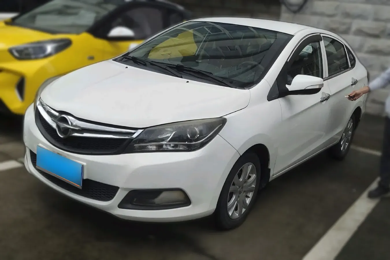 2014 HaiMa M3 1.5L 112HP L4 5MT,autocango,china used car exporter,china ev exporter,chinese used car exporter,chinese used ev exporter