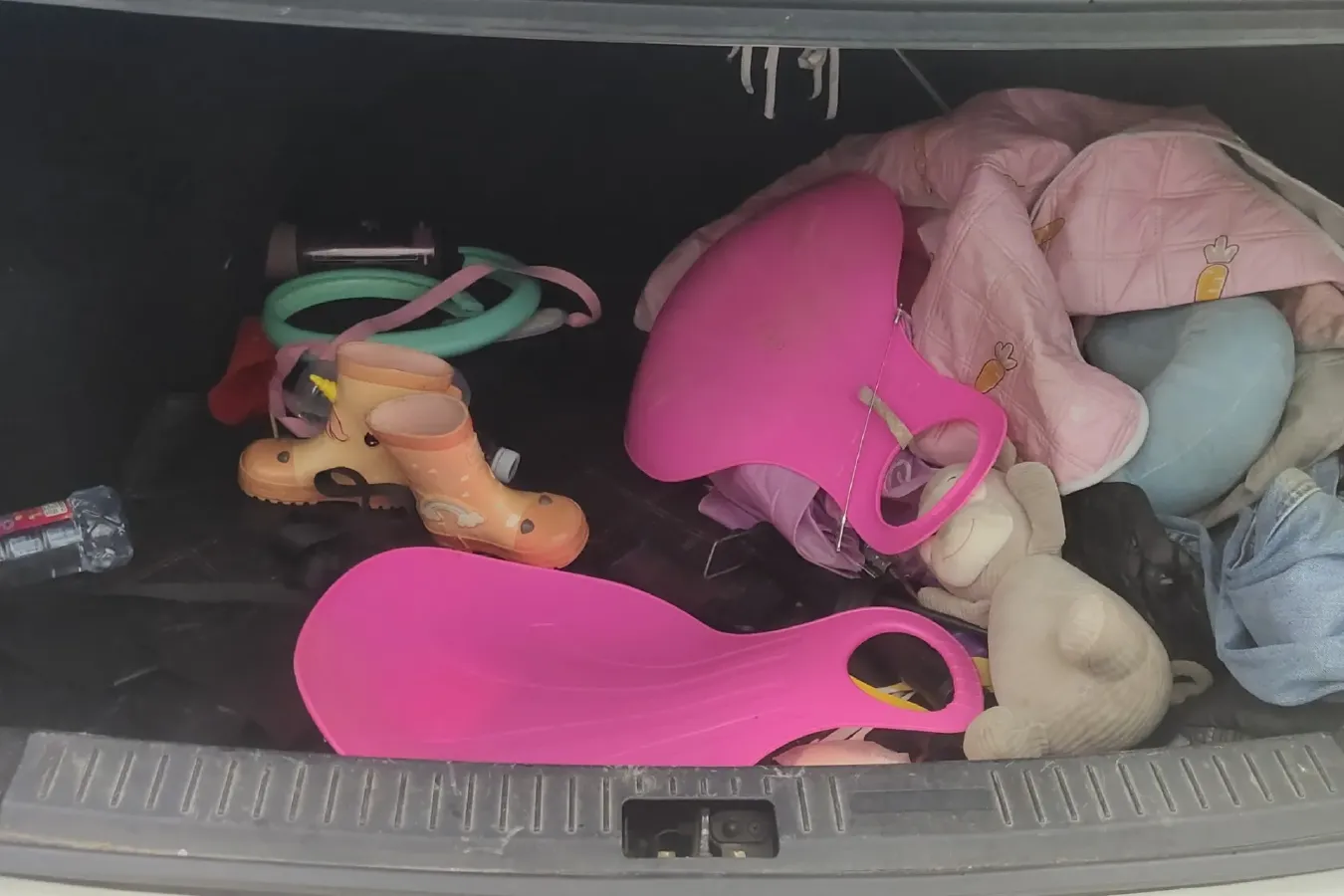 2014 HaiMa M3 1.5L 112HP L4 5MT,autocango,china used car exporter,china ev exporter,chinese used car exporter,chinese used ev exporter