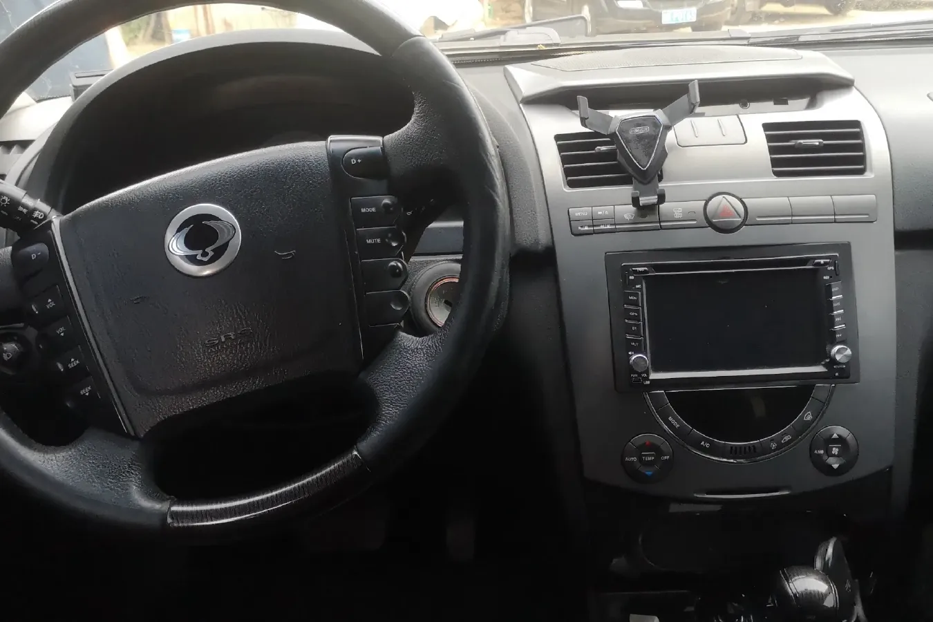 2011 SsangYong Rexton 2.0T 138HP L4 6AT,autocango,china used car exporter,china ev exporter,chinese used car exporter,chinese used ev exporter