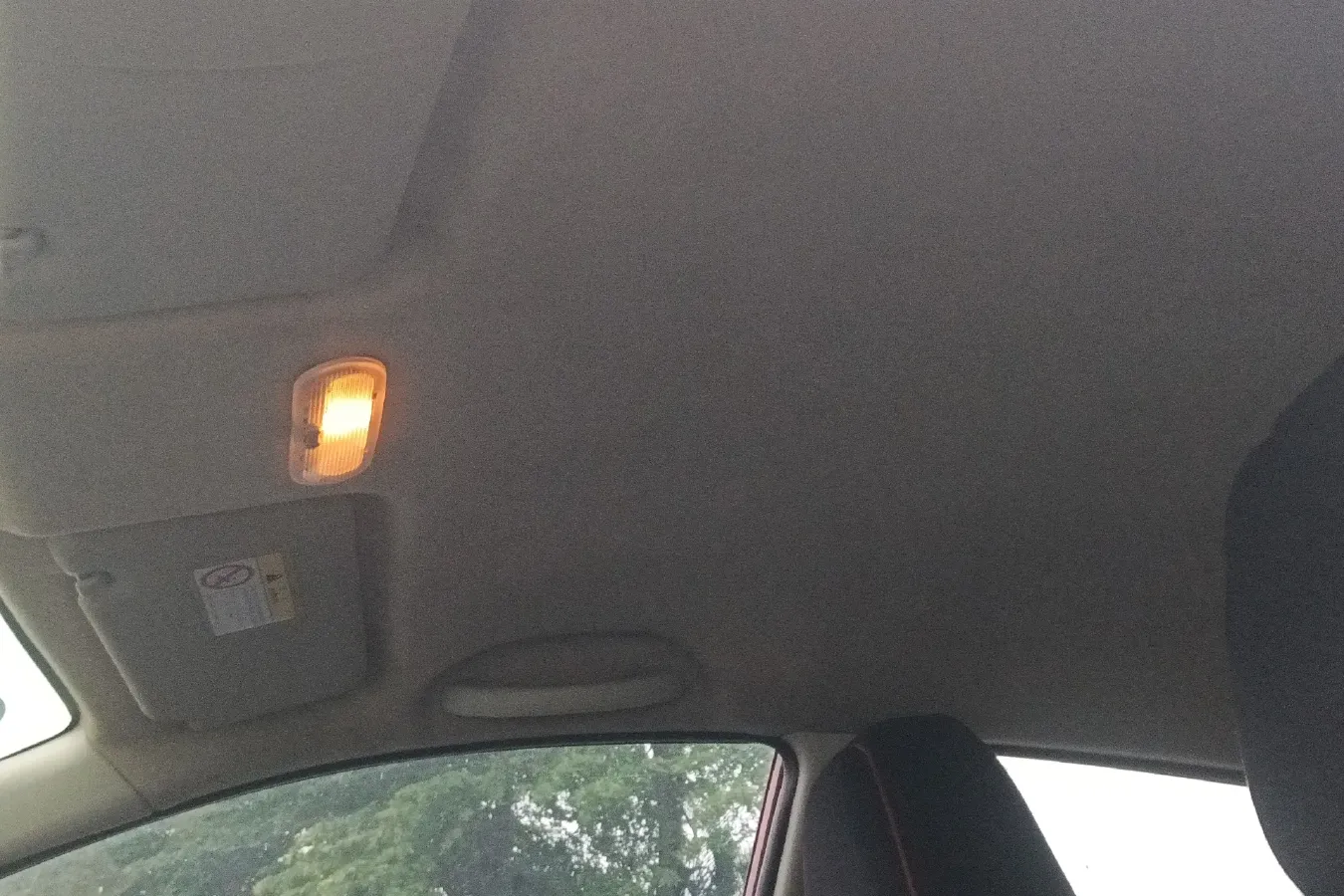 2013 Venucia R50 1.6L 117HP L4 4AT,autocango,china used car exporter,china ev exporter,chinese used car exporter,chinese used ev exporter