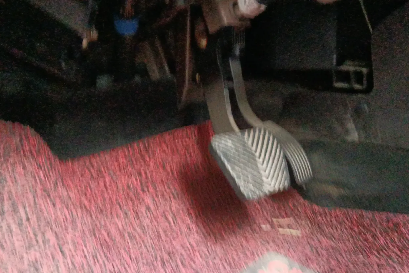 2012 Brilliance Auto V5 1.5T 136HP L4 5AT,autocango,china used car exporter,china ev exporter,chinese used car exporter,chinese used ev exporter