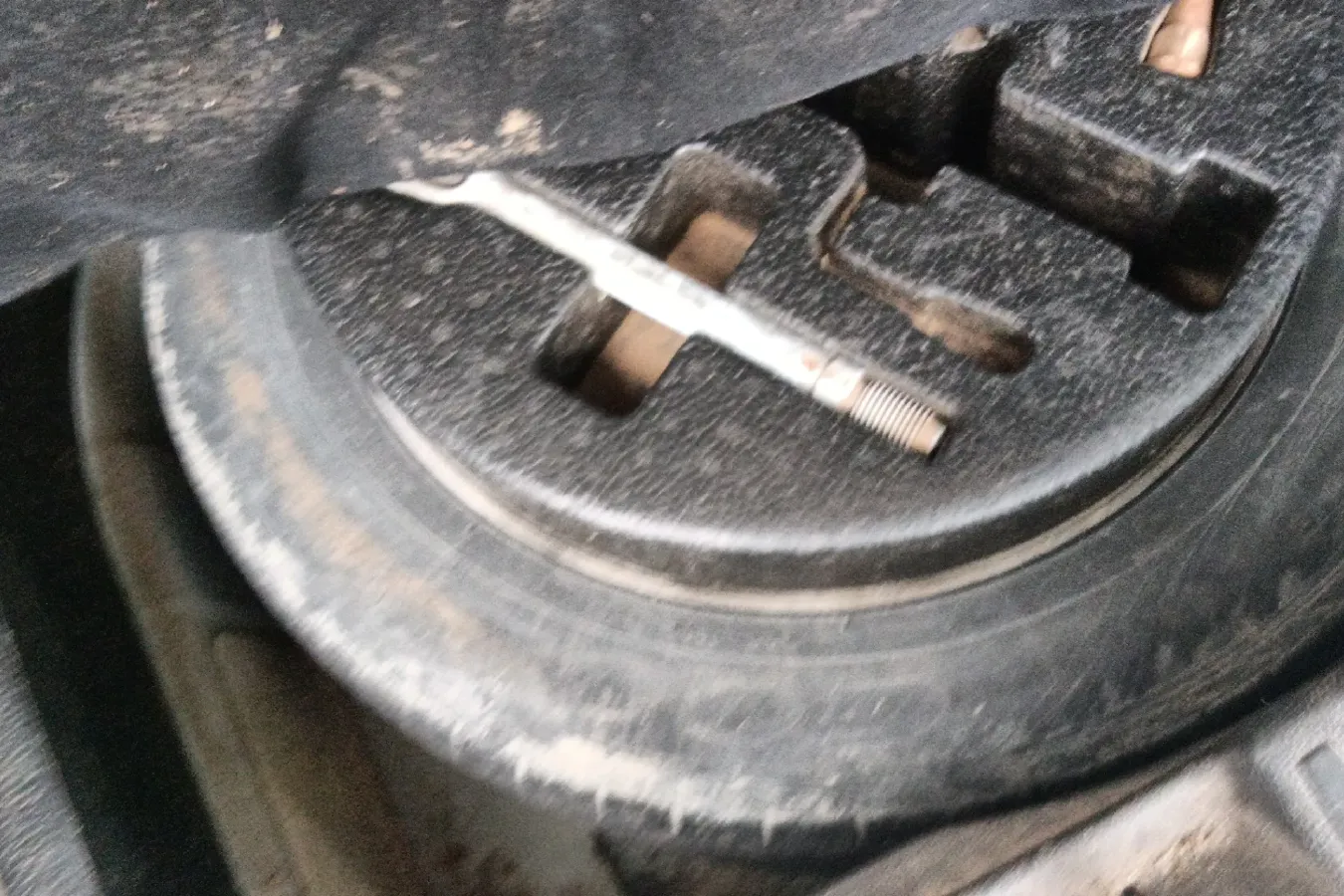 2012 Brilliance Auto V5 1.5T 136HP L4 5AT,autocango,china used car exporter,china ev exporter,chinese used car exporter,chinese used ev exporter