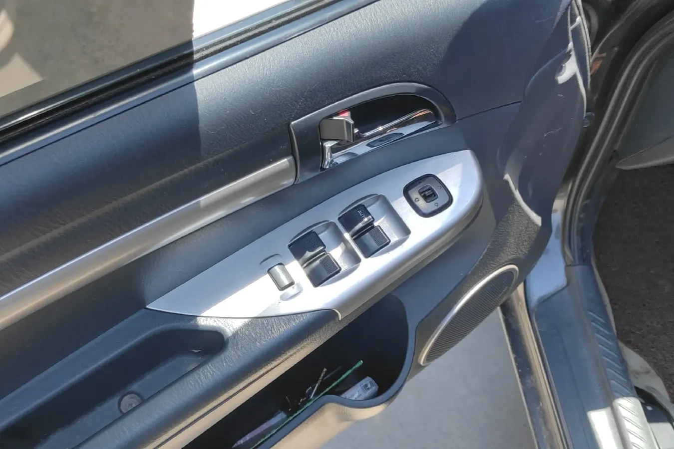 2010 HaiMa Preema 1.6L 120HP L4 5MT,autocango,china used car exporter,china ev exporter,chinese used car exporter,chinese used ev exporter