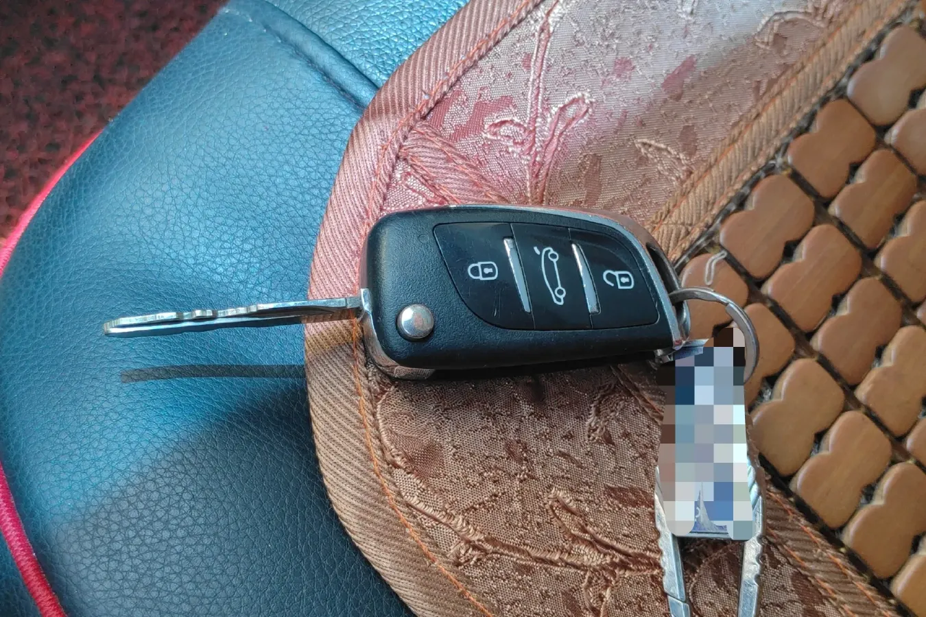 2010 HaiMa Preema 1.6L 120HP L4 5MT,autocango,china used car exporter,china ev exporter,chinese used car exporter,chinese used ev exporter