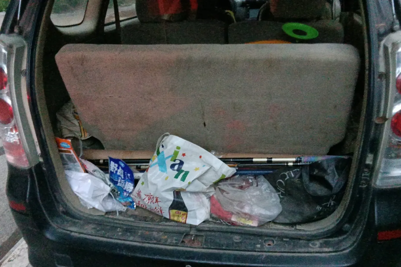 2011 FAW Senia M80 1.5L 109HP L4 5MT,autocango,china used car exporter,china ev exporter,chinese used car exporter,chinese used ev exporter