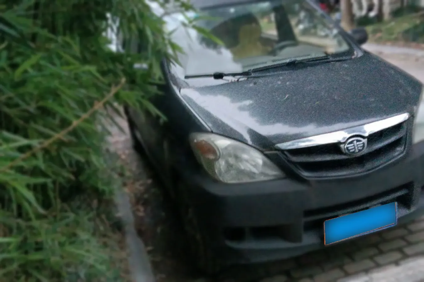 2011 FAW Senia M80 1.5L 109HP L4 5MT,autocango,china used car exporter,china ev exporter,chinese used car exporter,chinese used ev exporter