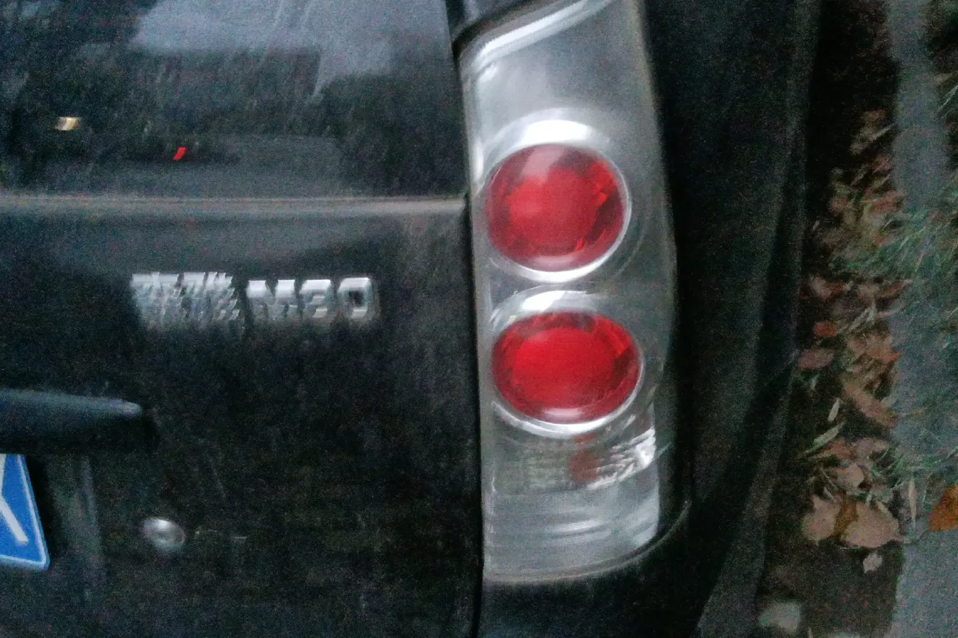 2011 FAW Senia M80 1.5L 109HP L4 5MT,autocango,china used car exporter,china ev exporter,chinese used car exporter,chinese used ev exporter