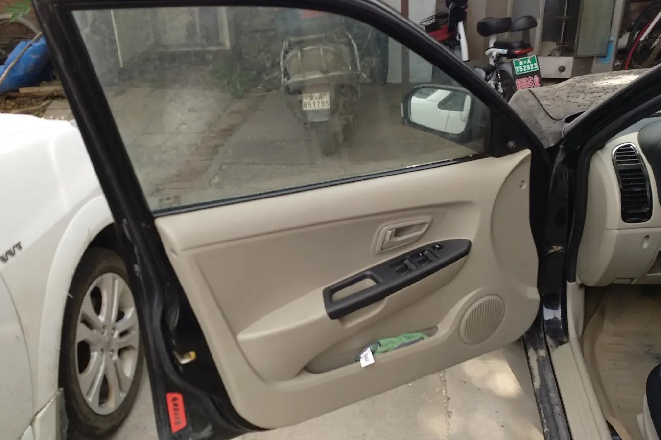 2012 Soueast V3 1.5L 120HP L4 5MT,autocango,china used car exporter,china ev exporter,chinese used car exporter,chinese used ev exporter