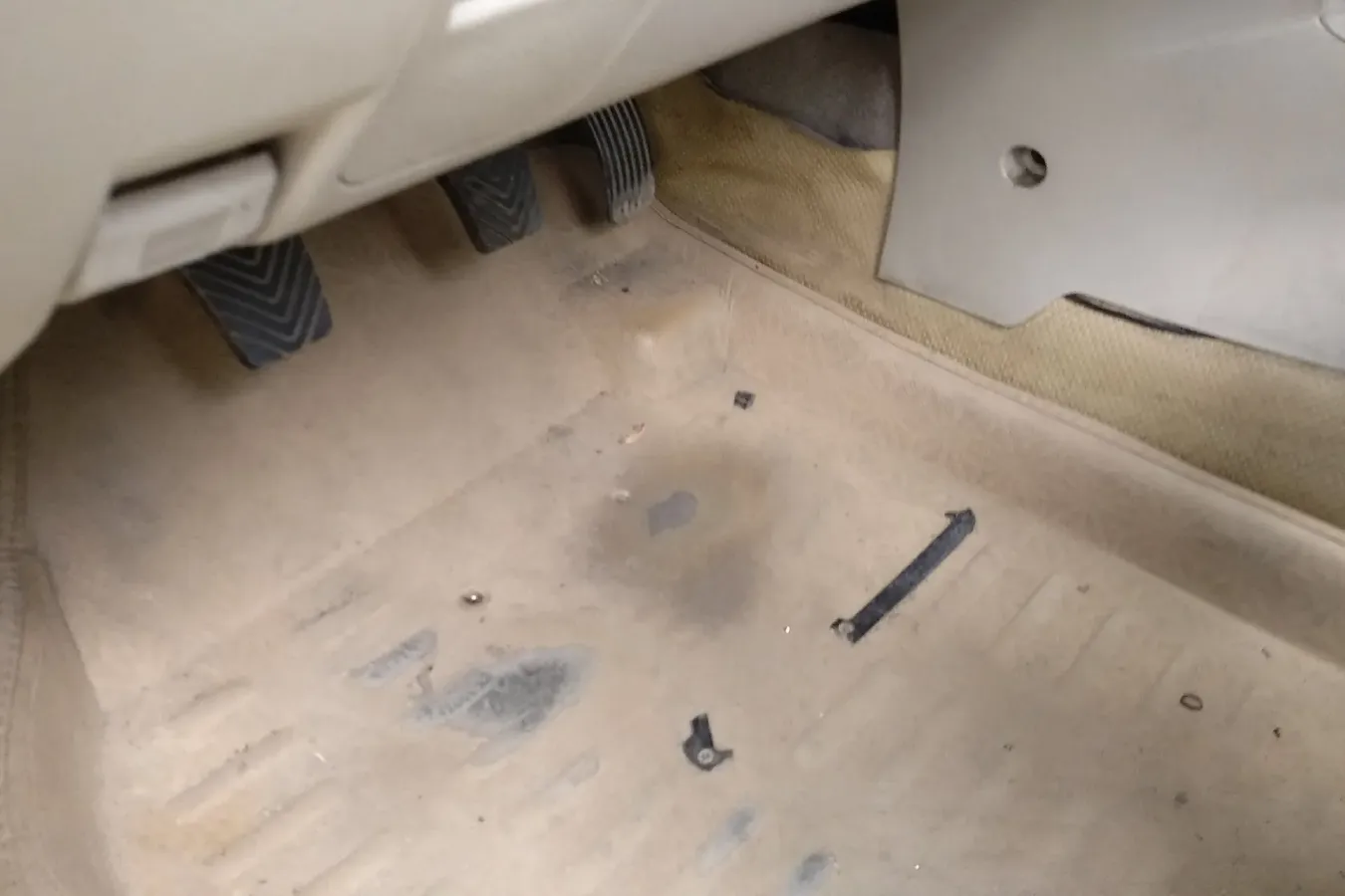 2012 Soueast V3 1.5L 120HP L4 5MT,autocango,china used car exporter,china ev exporter,chinese used car exporter,chinese used ev exporter