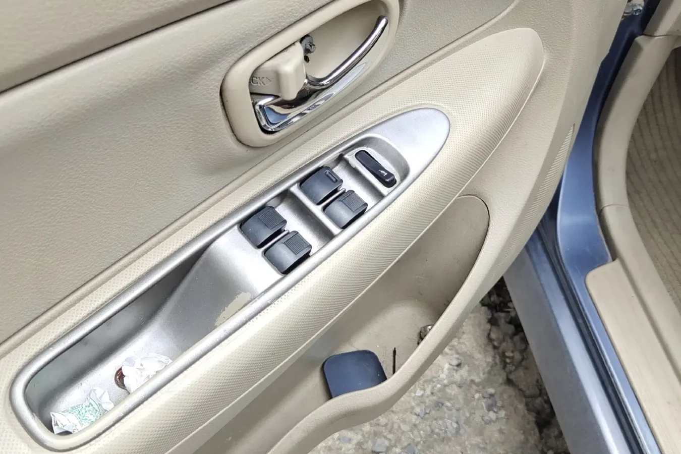 2011 FAW Senia M80 1.3L 91HP L4 5MT,autocango,china used car exporter,china ev exporter,chinese used car exporter,chinese used ev exporter